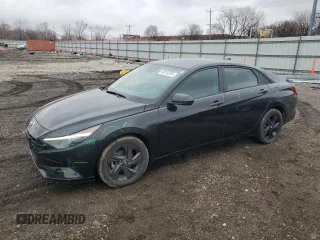 2023 Hyundai Elantra SEL z VIN 5NPLM4AG0PH112329, wystawiony jako Copart lot #48244245 z przebiegiem 63 801 mil mil oraz Szkoda całkowita • Salvage title. Historia ofert i sprzedaży dostępna na DreamBid. Obrazek 1.
