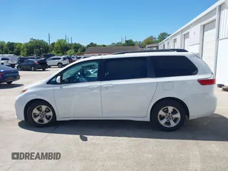 2019 Toyota Sienna LE Auto Access Seat with VIN 5TDKZ3DC6KS012237, listed as a IAAI auction lot 41822942 with 97,237 mi miles and . Bid and sale history available at DreamBid. Image 15.