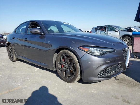 2023 Alfa Romeo Giulia Veloce with VIN ZARFAMBN5P7671128, listed as a Copart auction lot 88145565 with 0 mi miles and Salvage Title. Bid and sale history available at carsss.com. Image 4.