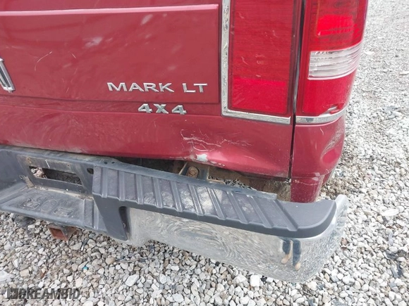 2007 Lincoln Mark LT with VIN 5LTPW185X7FJ10089, listed as a IAAI auction lot 41583732 with NaN miles. Bid and sale history available at carsss.com. Image 17.