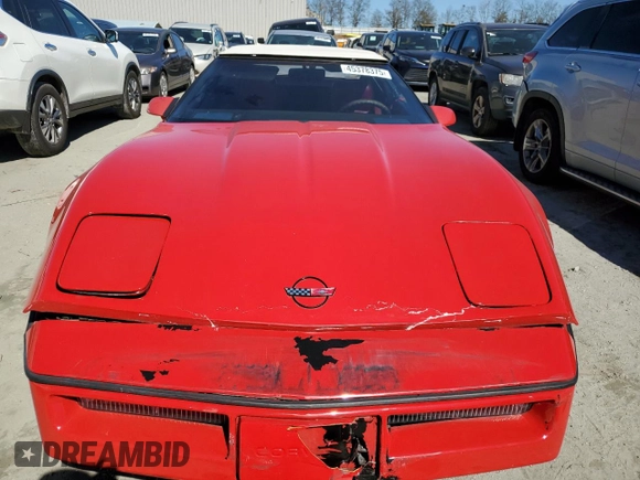 1989 Chevrolet Corvette z VIN 1G1YY3186K5109742, wystawiony jako Copart lot #45378375 z przebiegiem 104 385 mil mil oraz Szkoda całkowita • Salvage title. Historia ofert i sprzedaży dostępna na DreamBid. Obrazek 5.