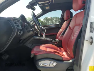 2018 Porsche Macan S с VIN WP1AB2A58JLB38467, выставлен на аукционе Copart как лот 57745885 с пробегом 76 988 миль миль и Списание • Salvage title. История ставок и продаж доступна на DreamBid. Изображение 7.