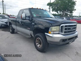 2004 Ford F-250 XL z VIN 1FTNX21P24EB75044, wystawiony jako IAAI lot #42403609 z przebiegiem 215 677 mil mil oraz . Historia ofert i sprzedaży dostępna na DreamBid. Obrazek 1.