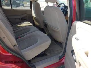 2005 Ford Explorer XLT z VIN 1FMZU73E95UB86676, wystawiony jako IAAI lot #42535013 z przebiegiem 188 108 mil mil oraz . Historia ofert i sprzedaży dostępna na DreamBid. Obrazek 8.