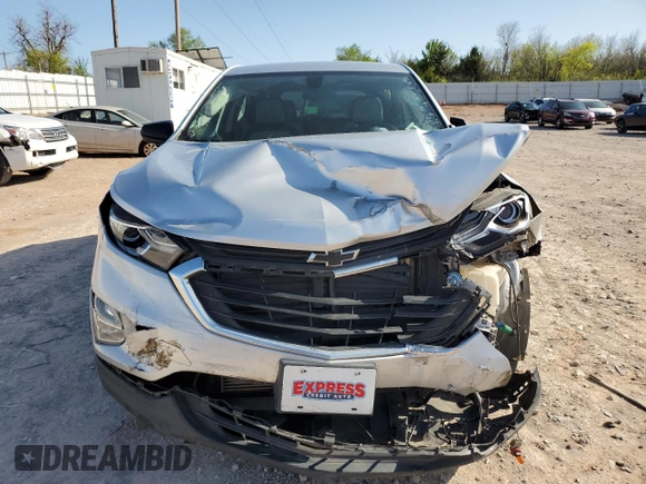 2019 Chevrolet Equinox LS z VIN 3GNAXHEV7KS507208, wystawiony jako Copart lot #52557065 z przebiegiem 119 425 mil mil oraz Szkoda całkowita • Salvage title. Historia ofert i sprzedaży dostępna na DreamBid. Obrazek 5.