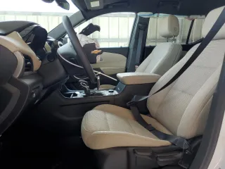 2023 Chevrolet Traverse LS z VIN 1GNERFKW4PJ198111, wystawiony jako Copart lot #56129525 z przebiegiem 26 223 mil mil oraz Nie do naprawy • Non repairable. Historia ofert i sprzedaży dostępna na DreamBid. Obrazek 7.