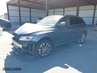 2013 Audi Q5 Premium with VIN WA1CFAFP0DA065060, listed as a IAAI auction lot 41720542 with 104,656 mi miles. Bid and sale history available at carsss.com. Image 2.