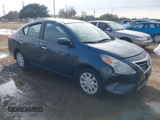 2016 Nissan Versa S Plus with VIN 3N1CN7AP5GL835143, listed as a IAAI auction lot 41469874 with 66,046 mi miles. Bid and sale history available at carsss.com. Image 1.