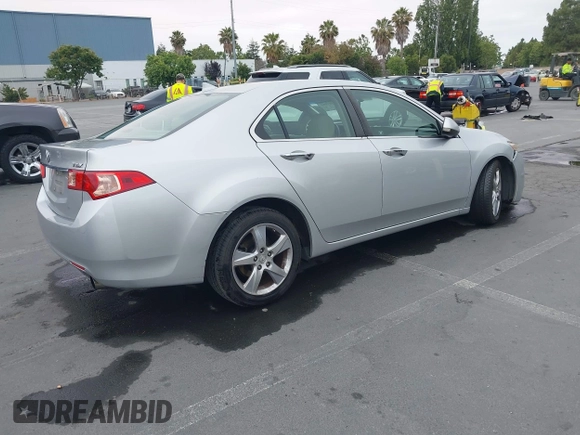 2012 Acura TSX z VIN JH4CU2F47CC011800, wystawiony jako IAAI lot #42587963 z przebiegiem 224 240 mil mil oraz . Historia ofert i sprzedaży dostępna na DreamBid. Obrazek 4.