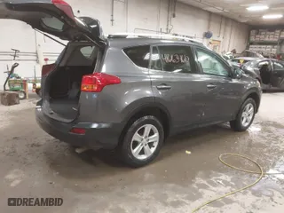 2014 Toyota RAV4 XLE with VIN 2T3RFREV4EW206312, listed as a IAAI auction lot 41663460 with 92,602 mi miles. Bid and sale history available at carsss.com. Image 4.