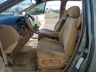 2000 Toyota Sienna CE with VIN 4T3ZF19C1YU285114, listed as a Copart auction lot 87158574 with 267,168 mi miles and Salvage Title. Bid and sale history available at carsss.com. Image 7.