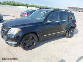 2013 Mercedes-Benz GLK-Class GLK 350 with VIN WDCGG5HB2DF990806, listed as a IAAI auction lot 42047198 with 130,728 mi miles. Bid and sale history available at carsss.com. Image 2.
