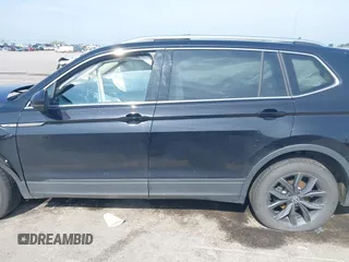 2022 Volkswagen Tiguan SE with VIN 3VV2B7AX0NM146315, listed as a IAAI auction lot 42512975 with 40,577 mi miles and . Bid and sale history available at DreamBid. Image 14.