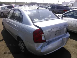 2007 Hyundai Accent GLS with VIN KMHCN46C97U131224, listed as a IAAI auction lot 25910584 with 89,432 mi miles. Bid and sale history available at carsss.com. Image 3.