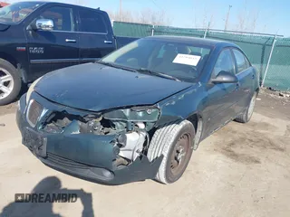 2007 Pontiac G6 1SV Value Leader with VIN 1G2ZF58B274261341, listed as a IAAI auction lot 41704035 with 196,225 mi miles. Bid and sale history available at carsss.com. Image 6.
