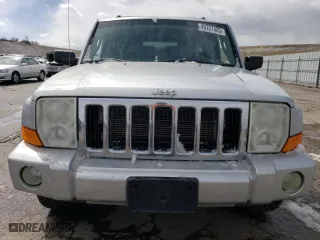 2008 Jeep Commander Sport with VIN 1J8HG48K78C187655, listed as a Copart auction lot 49727425 with 244,329 mi miles and Salvage Title. Bid and sale history available at carsss.com. Image 5.