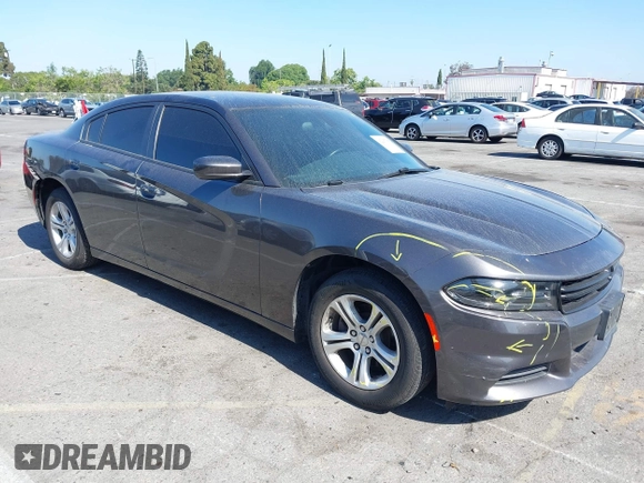 2020 Dodge Charger SXT z VIN 2C3CDXBG6LH234913, wystawiony jako IAAI lot #42227747 z przebiegiem 83 885 mil mil oraz . Historia ofert i sprzedaży dostępna na DreamBid. Obrazek 1.