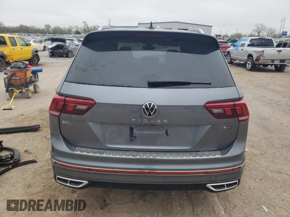 2024 Volkswagen Tiguan SEL R-Line with VIN 3VV4B7AX7RM158394, listed as a Copart auction lot 51044755 with 5,566 mi miles and Salvage title. Bid and sale history available at DreamBid. Image 6.