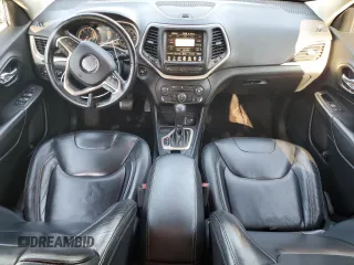 2017 Jeep Cherokee Limited z VIN 1C4PJLDB8HW522411, wystawiony jako Copart lot #55209455 z przebiegiem 216 690 mil mil oraz Szkoda całkowita • Salvage title. Historia ofert i sprzedaży dostępna na DreamBid. Obrazek 8.