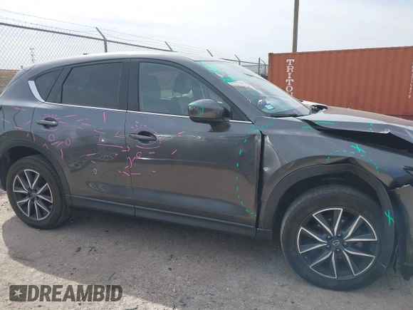 2018 Mazda CX-5 Grand Touring with VIN JM3KFBDMXJ0343777, listed as a IAAI auction lot 41741125 with 78,783 mi miles. Bid and sale history available at carsss.com. Image 13.