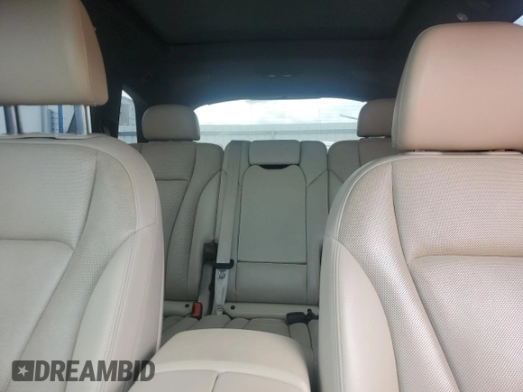 2017 Audi Q7 Premium Plus z VIN WA1LAAF74HD008461, wystawiony jako Copart lot #58095615 z przebiegiem 171 994 mil mil oraz Czysty tytuł • Clean title. Historia ofert i sprzedaży dostępna na DreamBid. Obrazek 10.