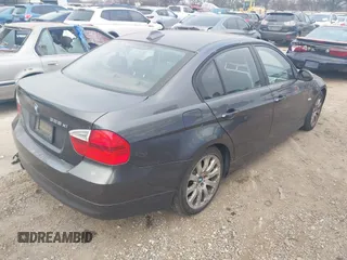 2008 BMW 3 Series 328xi with VIN WBAVC93528K056754, listed as a IAAI auction lot 41505019 with 80,516 mi miles. Bid and sale history available at carsss.com. Image 4.