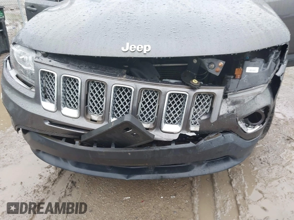 2016 Jeep Compass Latitude with VIN 1C4NJCEA2GD804809, listed as a IAAI auction lot 42329508 with 61,264 mi miles and . Bid and sale history available at DreamBid. Image 6.