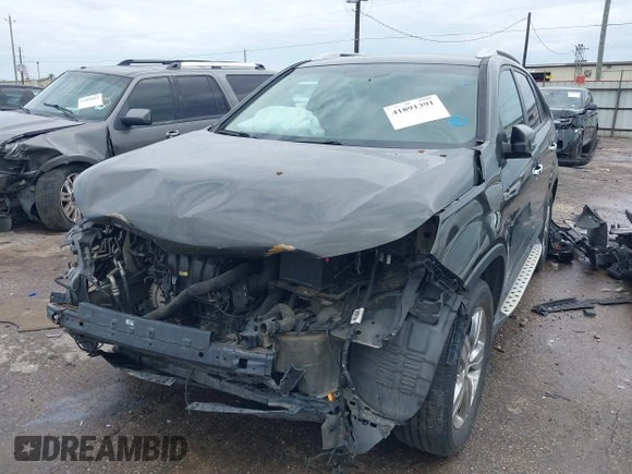 2012 Kia Sorento EX with VIN 5XYKU3A66CG248320, listed as a IAAI auction lot 41891391 with 110,647 mi miles and . Bid and sale history available at DreamBid. Image 2.
