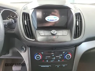 2019 Ford Escape SE z VIN 1FMCU9GD9KUA54757, wystawiony jako IAAI lot #42516631 z przebiegiem 87 040 mil mil oraz . Historia ofert i sprzedaży dostępna na DreamBid. Obrazek 28.
