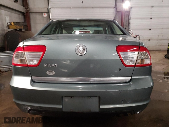 2006 Mercury Milan with VIN 3MEFM07Z06R655446, listed as a Copart auction lot 43464885 with 124,439 mi miles and Salvage title. Bid and sale history available at DreamBid. Image 6.