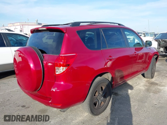 2008 Toyota RAV4 with VIN JTMZD33V686061866, listed as a IAAI auction lot 41611669 with 120,955 mi miles. Bid and sale history available at carsss.com. Image 4.