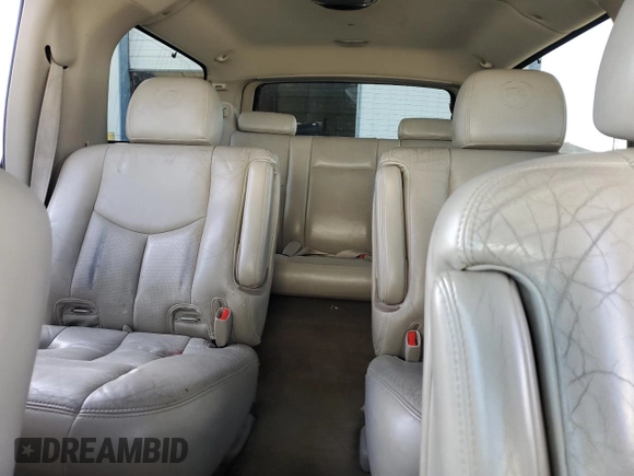 2005 Cadillac Escalade ESV z VIN 3GYFK66NX5G105815, wystawiony jako Copart lot #50099605 z przebiegiem 148 909 mil mil oraz Szkoda całkowita • Salvage title. Historia ofert i sprzedaży dostępna na DreamBid. Obrazek 10.