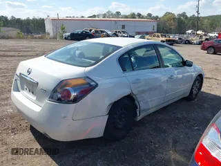 2012 Nissan Altima S z VIN 1N4AL2AP0CC258367, wystawiony jako IAAI lot #41879502 z przebiegiem 202 231 mil mil oraz . Historia ofert i sprzedaży dostępna na DreamBid. Obrazek 6.