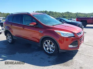 2015 Ford Escape Titanium with VIN 1FMCU9J92FUA53699, listed as a IAAI auction lot 40500310 with 197,581 mi miles. Bid and sale history available at carsss.com. Image 1.