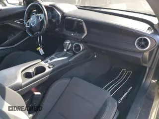 2016 Chevrolet Camaro 1SS z VIN 1G1FF1R71G0139541, wystawiony jako Copart lot #79877144 z przebiegiem 98 510 mil mil oraz Czysty tytuł • Clean title. Historia ofert i sprzedaży dostępna na DreamBid. Obrazek 8.