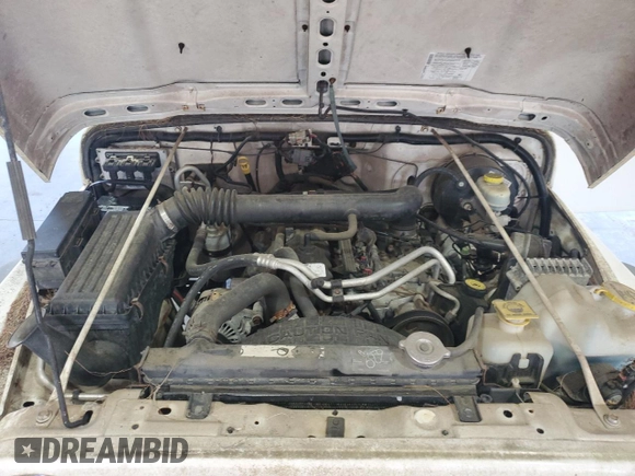 2004 Jeep Wrangler X z VIN 1J4FA39S14P724963, wystawiony jako Copart lot #59345075 z przebiegiem 70 185 mil mil oraz Czysty tytuł • Clean title. Historia ofert i sprzedaży dostępna na DreamBid. Obrazek 11.