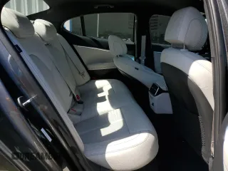 2025 Genesis G70 2.5T with VIN KMTG34SC4SU154731, listed as a Copart auction lot 58399565 with 11,260 mi miles and Clean title. Bid and sale history available at DreamBid. Image 10.