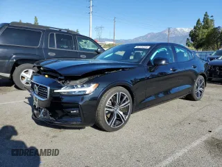 2019 Volvo S60 R-Design with VIN 7JR102FM3KG004632, listed as a Copart auction lot 50228224 with 33,096 mi miles. Bid and sale history available at carsss.com. Image 1.