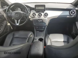 2014 Mercedes-Benz CLA 250 with VIN WDDSJ4EB8EN102296, listed as a Copart auction lot 61417295 with 131,958 mi miles and Salvage title. Bid and sale history available at DreamBid. Image 8.
