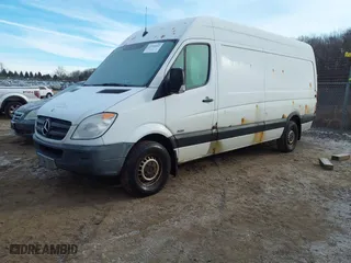 2013 Mercedes-Benz Sprinter Cargo Vans with VIN WD3PE8CC3D5725941, listed as a IAAI auction lot 41216662 with 264,910 mi miles. Bid and sale history available at carsss.com. Image 17.