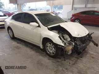 2012 Nissan Altima S z VIN 1N4AL2AP6CC241749, wystawiony jako IAAI lot #42241188 z przebiegiem 166 739 mil mil oraz . Historia ofert i sprzedaży dostępna na DreamBid. Obrazek 1.
