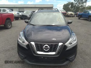 2019 Nissan Kicks SV with VIN 3N1CP5CU2KL505177, listed as a IAAI auction lot 39152489 with 36,130 mi miles. Bid and sale history available at carsss.com. Image 12.