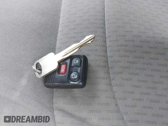 2008 Ford Econoline Passenger XL с VIN 1FBSS31L18DA81659, выставлен на аукционе IAAI как лот 42526267 с пробегом 193 114 миль миль и . История ставок и продаж доступна на DreamBid. Изображение 11.
