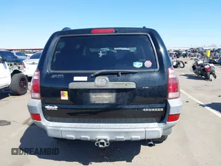 2003 Toyota 4Runner SR5 with VIN JTEZT14R030007432, listed as a IAAI auction lot 41850284 with 174,108 mi miles. Bid and sale history available at carsss.com. Image 17.