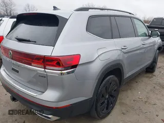 2024 Volkswagen Atlas SE with VIN 1V2HR2CA4RC593252, listed as a IAAI auction lot 41828371 with 7,317 mi miles and . Bid and sale history available at DreamBid. Image 4.