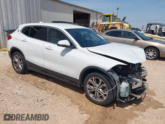 2018 BMW X2 sDrive28i z VIN WBXYJ3C37JEJ82536, wystawiony jako IAAI lot #42007039 z przebiegiem 76 626 mil mil oraz . Historia ofert i sprzedaży dostępna na DreamBid. Obrazek 1.