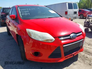 2014 Ford Focus SE with VIN 1FADP3F2XEL164830, listed as a IAAI auction lot 42073107 with 164,519 mi miles. Bid and sale history available at carsss.com. Image 6.