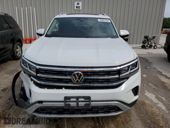 2022 Volkswagen Atlas SEL with VIN 1V2BP2CA0NC530770, listed as a Copart auction lot 55657454 with 31,121 mi miles and Salvage title. Bid and sale history available at DreamBid. Image 5.