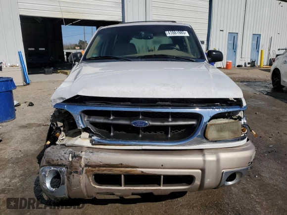 1999 Ford Explorer XLT z VIN 1FMZU32E8XUA72715, wystawiony jako Copart lot #41881985 z przebiegiem 242 982 mil mil oraz Szkoda całkowita • Salvage title. Historia ofert i sprzedaży dostępna na DreamBid. Obrazek 5.