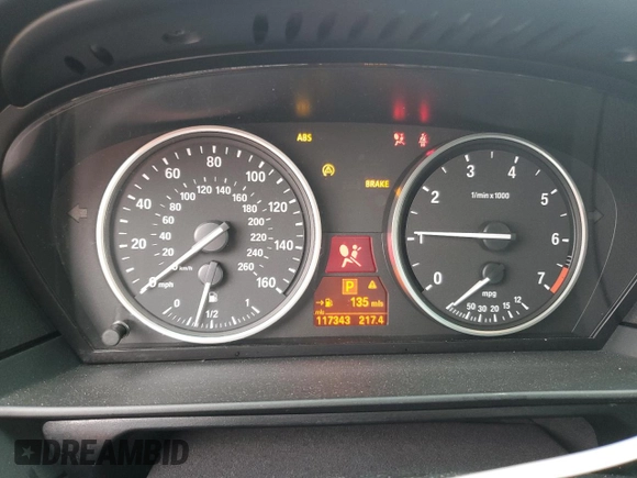 2008 BMW 5 Series 550i z VIN WBANW53598CT54180, wystawiony jako Copart lot #52365055 z przebiegiem 117 343 mil mil oraz Szkoda całkowita • Salvage title. Historia ofert i sprzedaży dostępna na DreamBid. Obrazek 9.